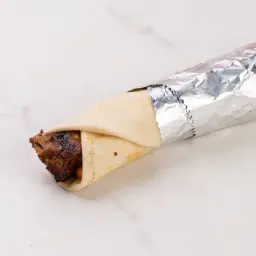 ساندوتش اوصال لحم بالجبنة